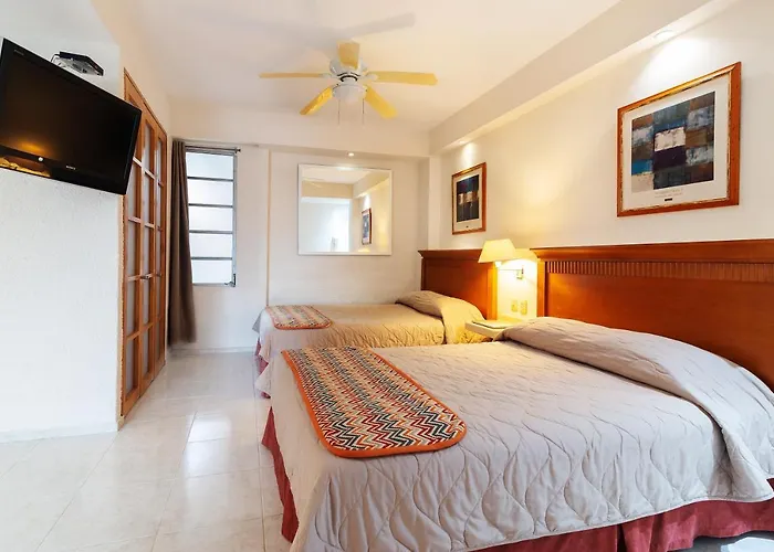 Hotel y Suites Nader Cancún