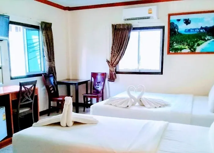 Hotel Golden Bee Phiphi