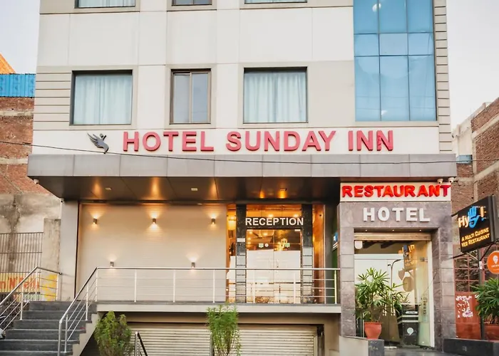 Hotel Sunday Inn